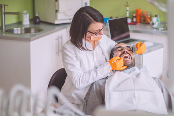  Whitewater, KS Emergency Dentist Pros